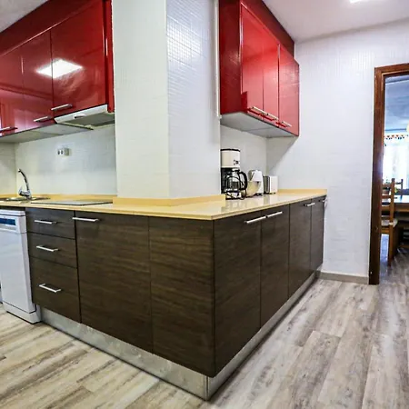 Horizonte Only Families Apartment