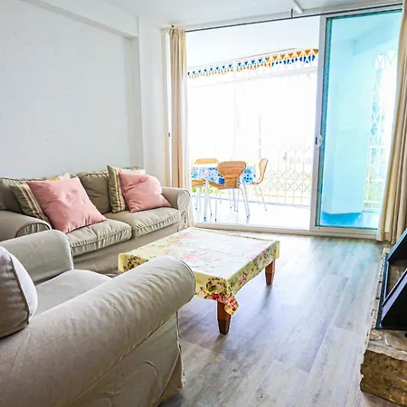 Horizonte Only Families Apartment